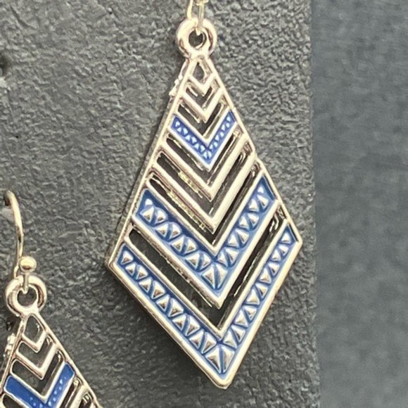 Dangle Pierced Earrings Silver Blue Enamel Chevron Hook Retro Nautical Classic - Picture 3 of 7